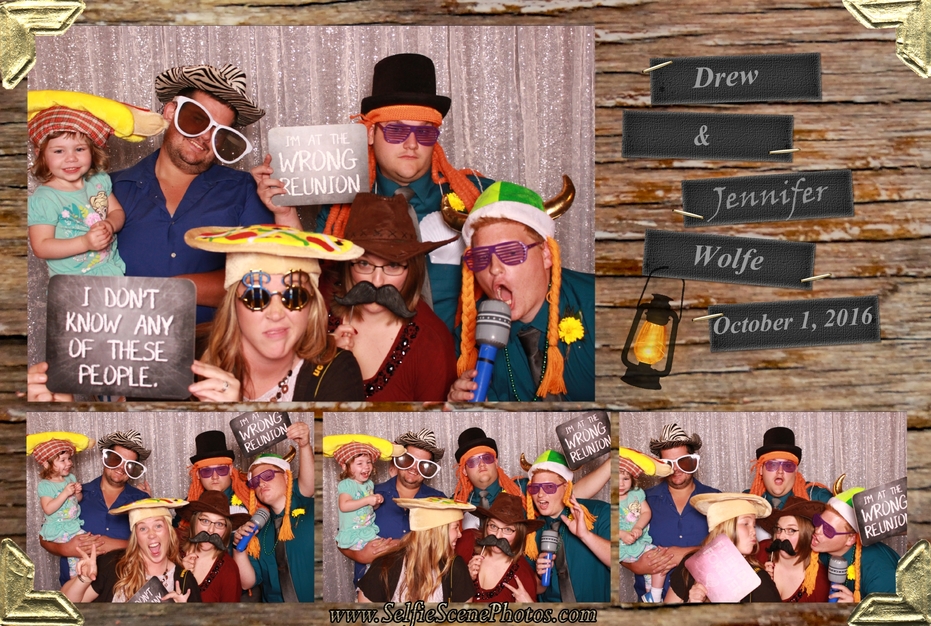 Photographers in Cortland - Selfie Scene, LLC