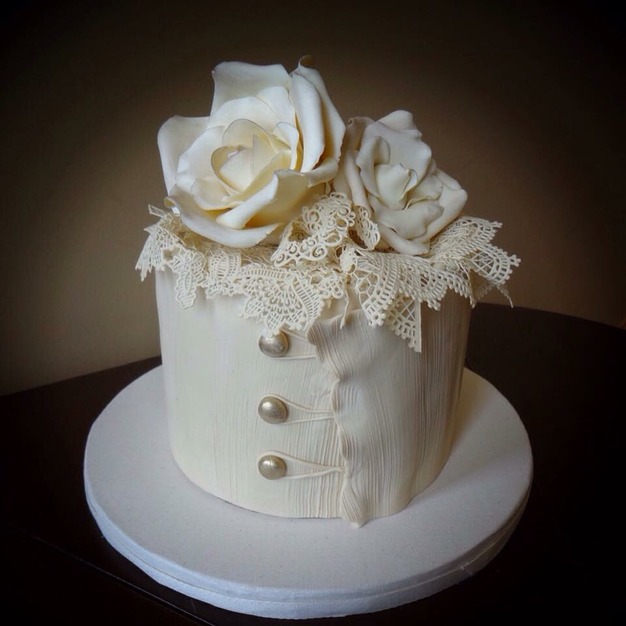 Cake in East Meadow - The Sweet Duchess