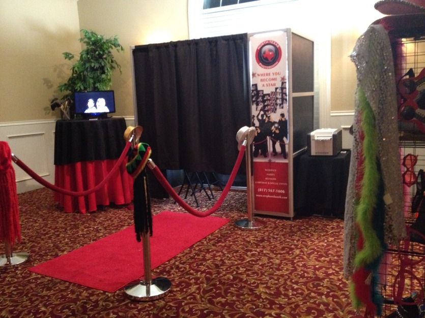 Photographers in Lewisville - North Texas Photobooth