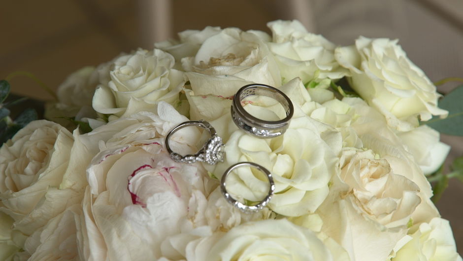 Videographers in Honolulu - Hawaii Pono Weddings