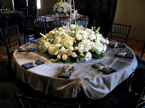 Florists in Lawton - Flowers by Ramon