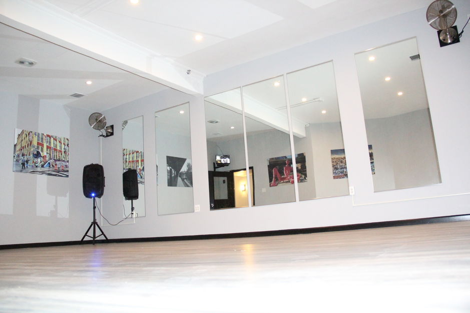 Musicians in Long Island City - 39th Avenue Arts N Events