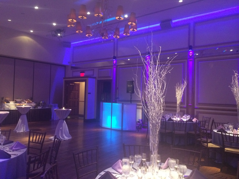 DJ in Union City - Jeron Music Entertainment: Wedding DJ & Photo Booth