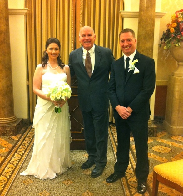 Officiants in Henderson - Johnn Jones Las Vegas Wedding Minister