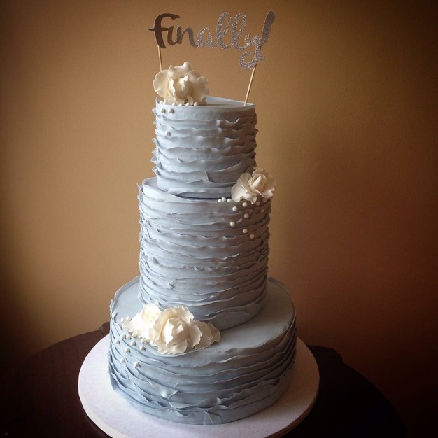Cake in East Meadow - The Sweet Duchess