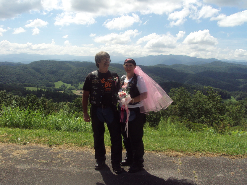 Officiants in Sevierville - The Groovy Wedding Company