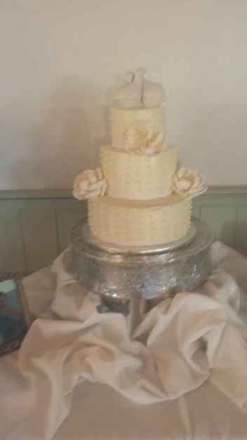 Cake in Pompano Beach - Robbie E. Custom Cakes and Pastries