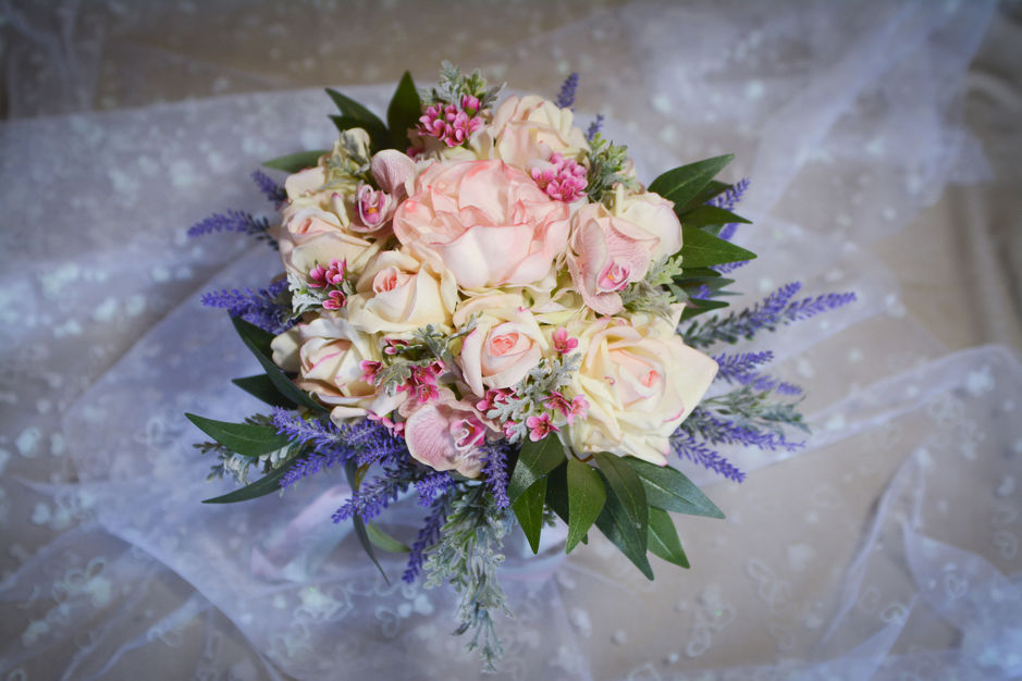 Florists in Bellmore - Carolyn's Keepsake Bouquets
