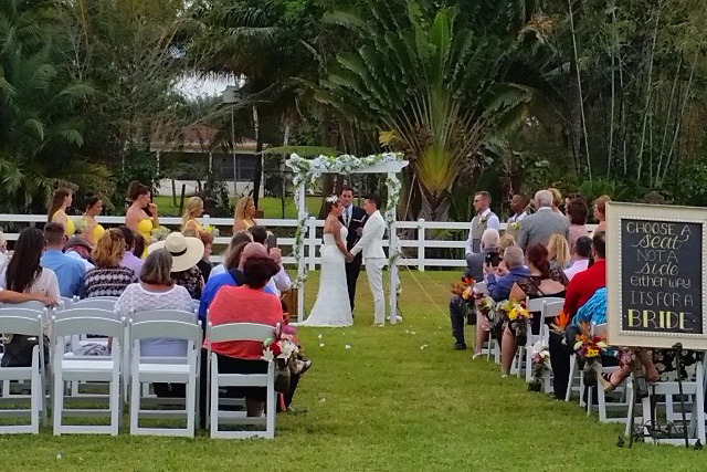 DJ in Weston - Elegant Dreams, Inc
