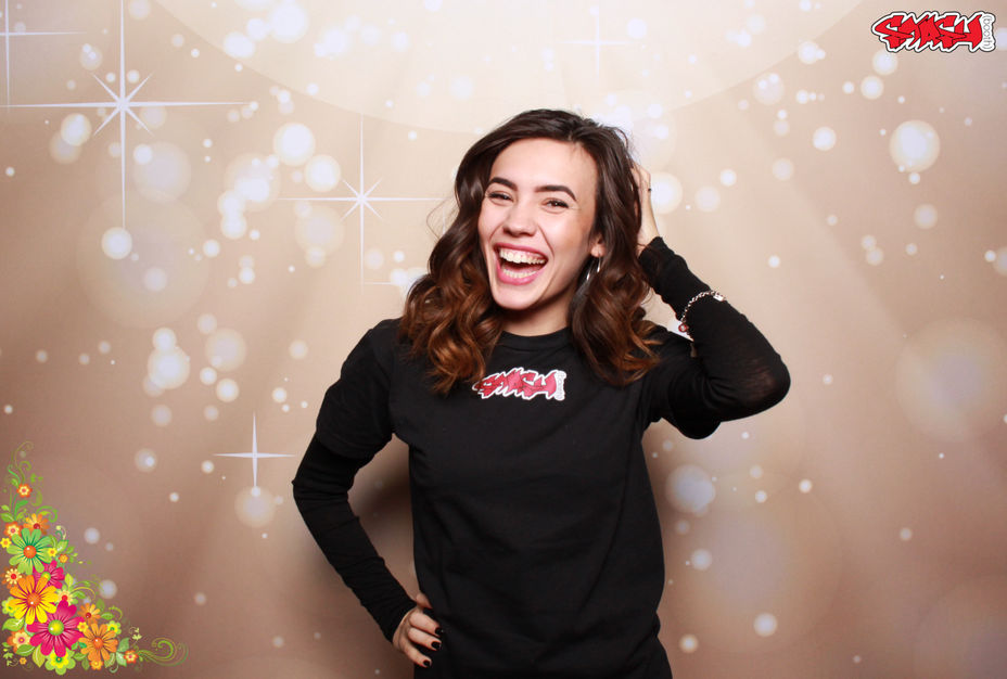 Photographers in North Las Vegas - Smash Booth, Professional Photo Booth & Magic Mirror Rentals