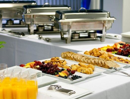 Caterers in Los Angeles - Easton Premier Catering LLC