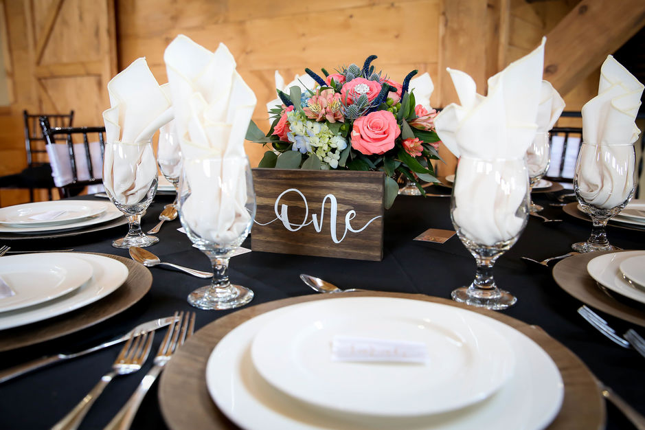 Reception Location in Alpine - The Farm at East Port Marina