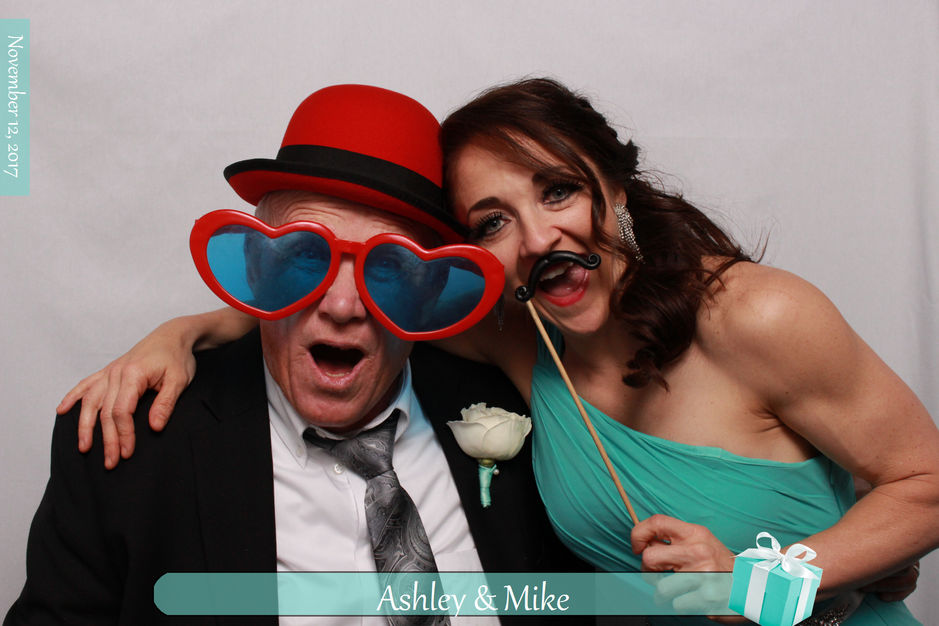 Photographers in North Las Vegas - Smash Booth, Professional Photo Booth & Magic Mirror Rentals