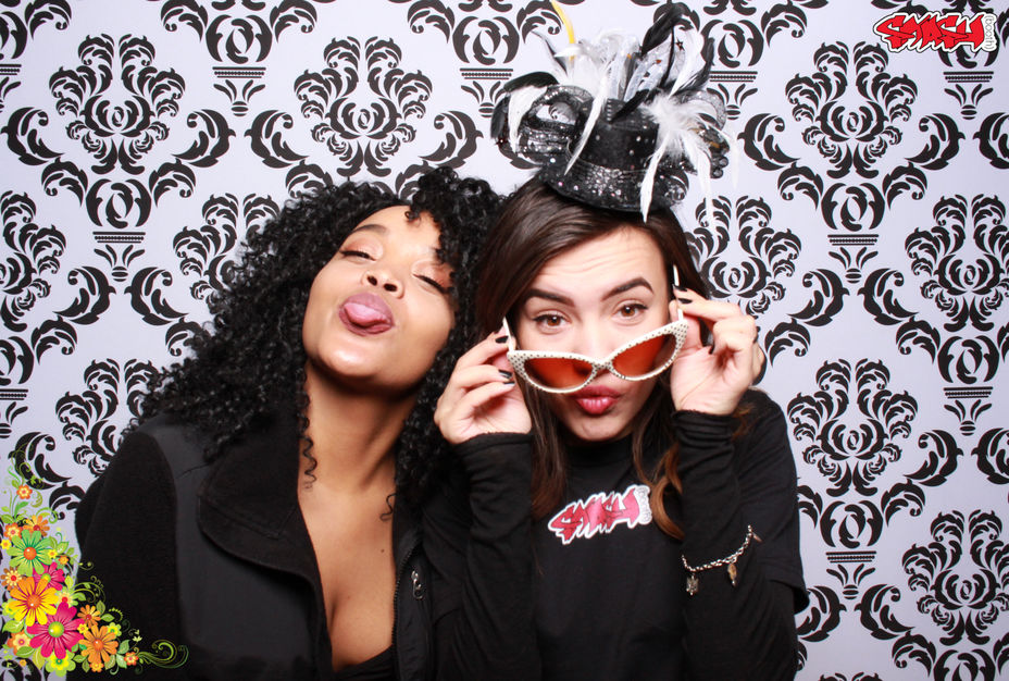 Photographers in North Las Vegas - Smash Booth, Professional Photo Booth & Magic Mirror Rentals