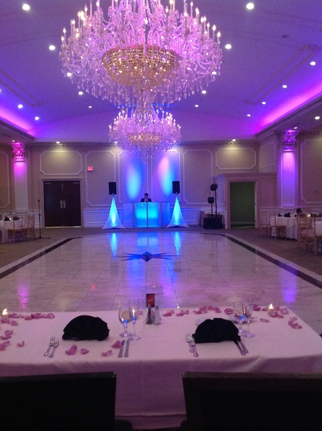 DJ in Union City - Jeron Music Entertainment: Wedding DJ & Photo Booth