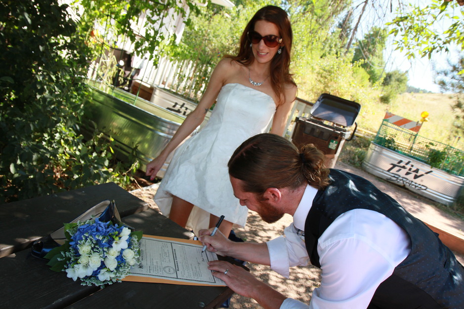 Officiants in Aurora - Colorado Wedding Ministers