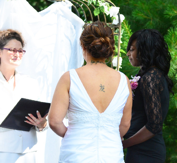 Officiants in Chicago - Your Location Or Mine! IL Wedding Officiant