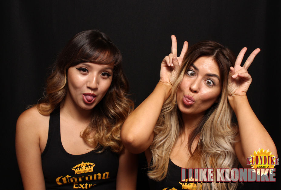 Photographers in North Las Vegas - Smash Booth, Professional Photo Booth & Magic Mirror Rentals