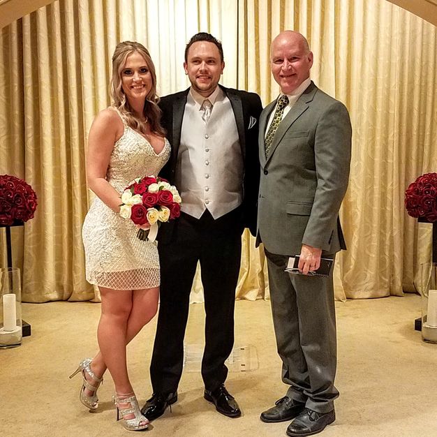 Officiants in Henderson - Johnn Jones Las Vegas Wedding Minister