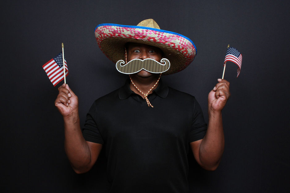 Photographers in North Las Vegas - Smash Booth, Professional Photo Booth & Magic Mirror Rentals