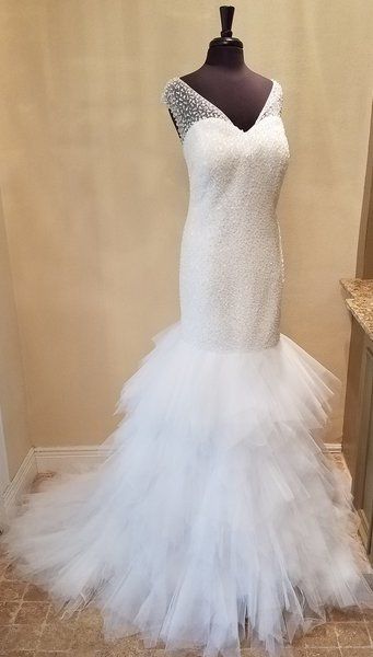 Dress & Apparel in Saint Petersburg - Frontroom Couture
