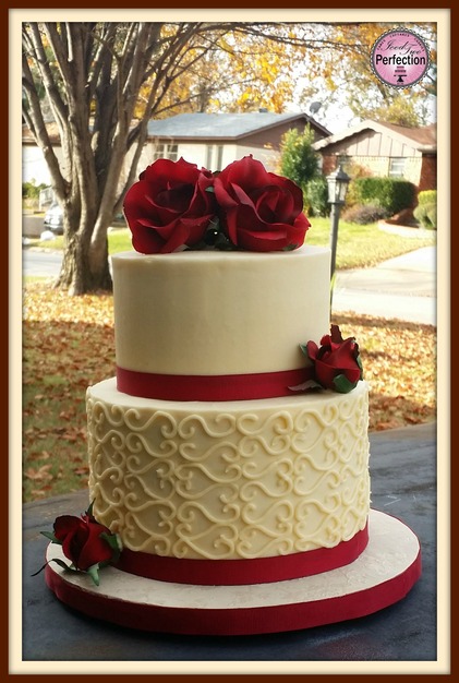 Cake in Hurst - Iced Two Perfection