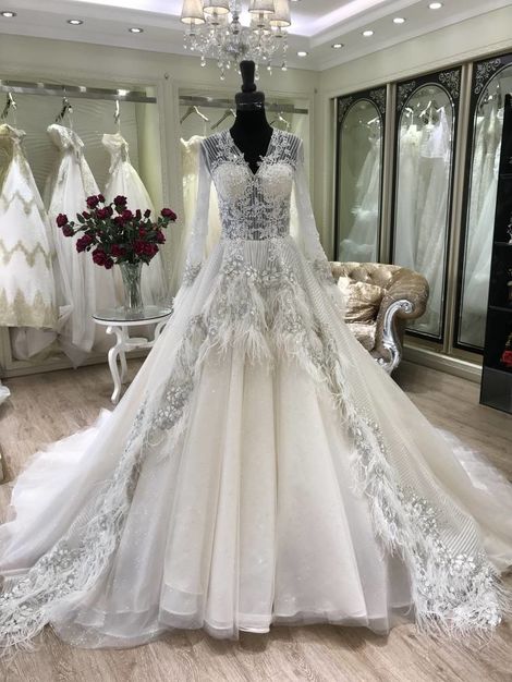 Dress & Apparel in Corona - La Borgia Bridal