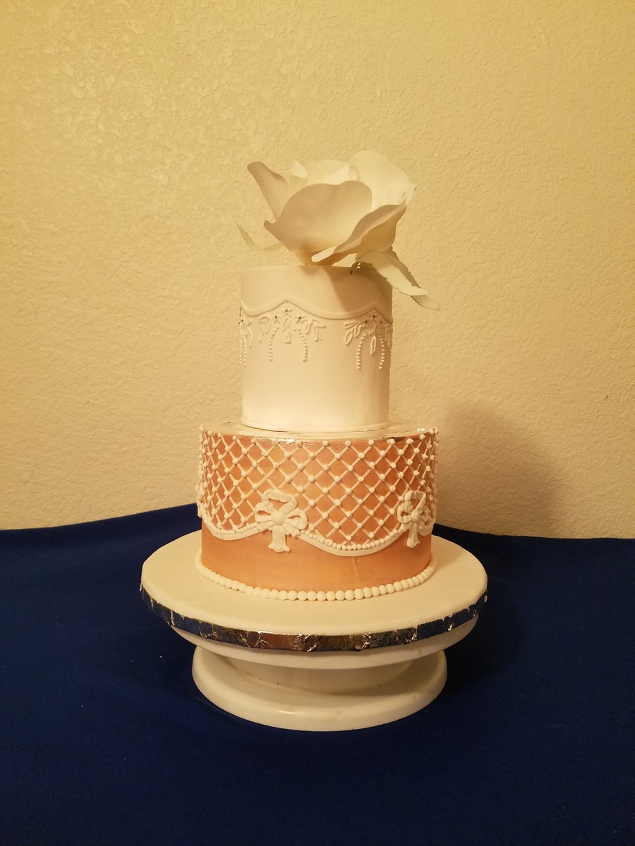Betty's Cakes Best Cake & Desserts in Hollywood | Wedding Chicks