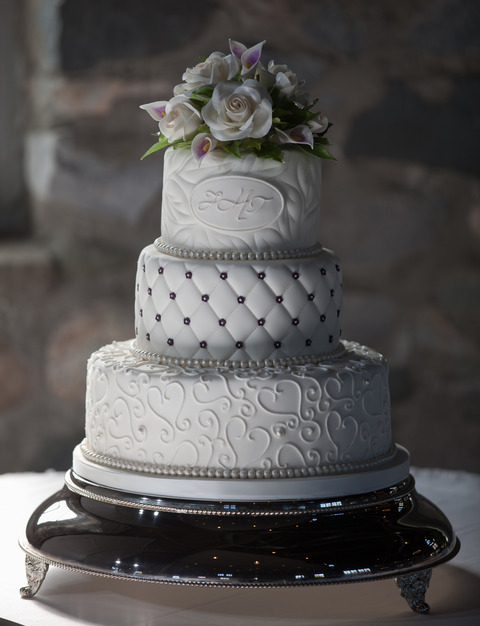Cake in Blairsville - Dixie Confexions, LLC