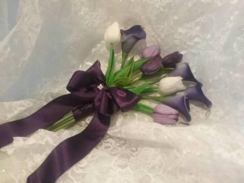Florists in Bellmore - Carolyn's Keepsake Bouquets