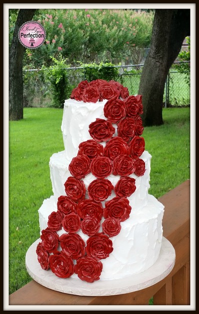 Cake in Hurst - Iced Two Perfection