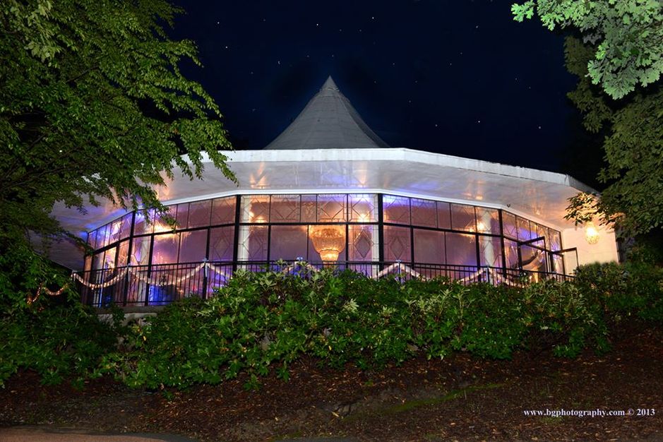 Castle Mcculloch Crystal Garden Ballroom Fasci Garden