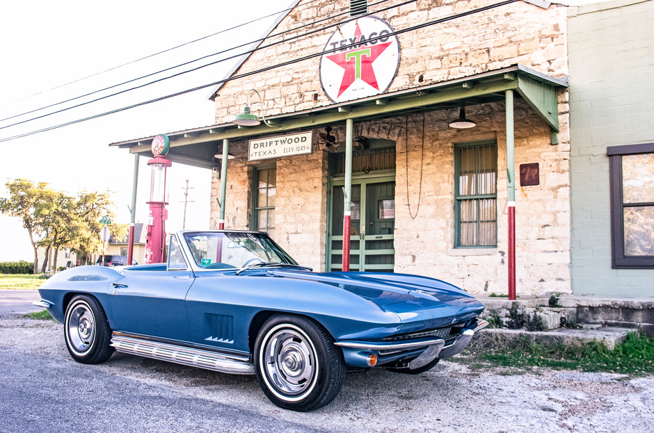 Transportation in Austin - Circle J Vintage Cars, LLC