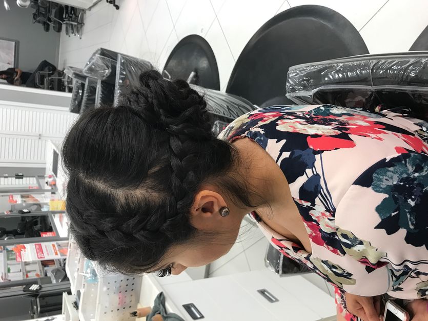Make-up / Hair Stylists in Newington - RockPaperScissors