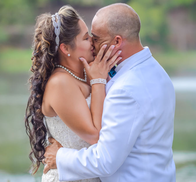 Photographers in Fayetteville - Vizionpix Studio