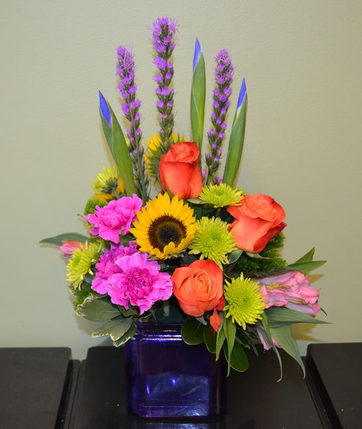 Florists in Burlington - The Bloomin' Dragonfly