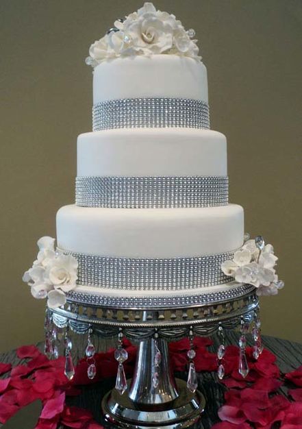 Cake in Whitestone - Pixie Creations
