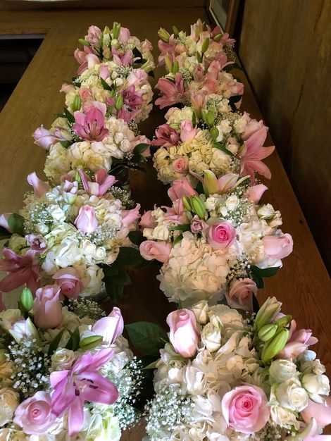 Florists in Middletown - Ana's Floral Garden