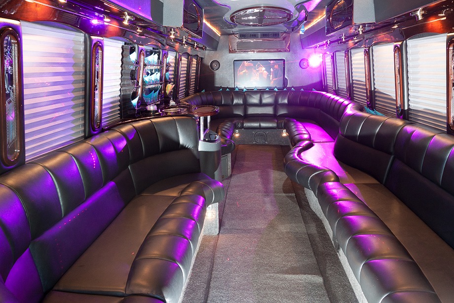 Transportation in Danbury - Green Light Limousine