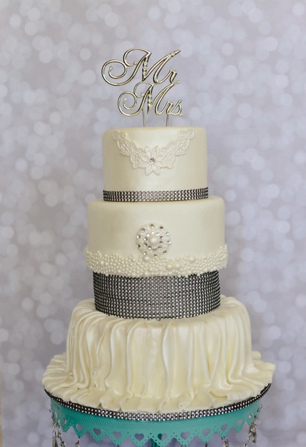 Cake in Indian Trail - Mainely Cupcakes LLC