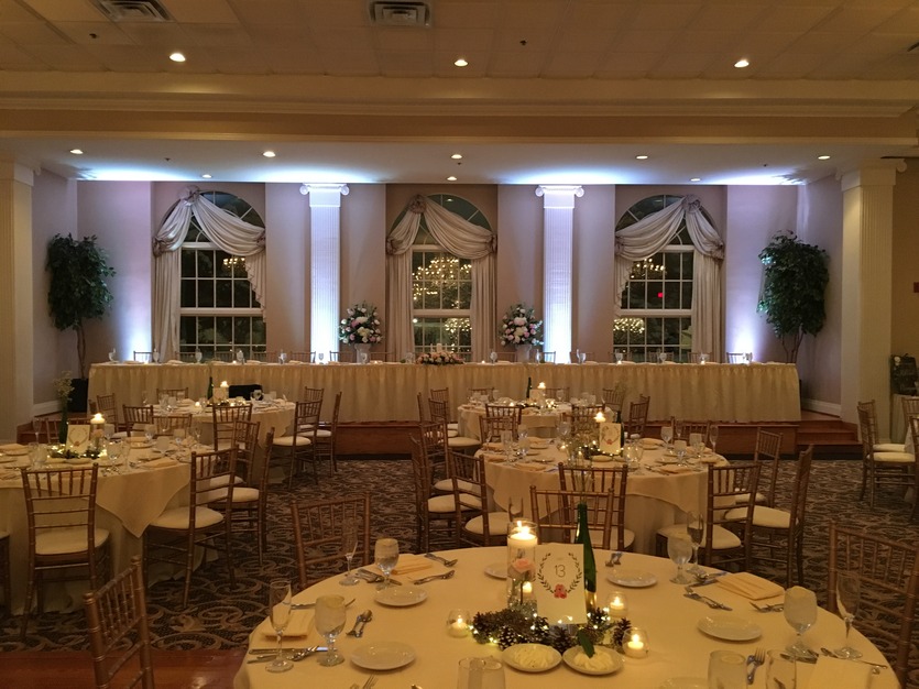 DJ in Carol Stream - Red Velvet Event DJ's & Photo Booth