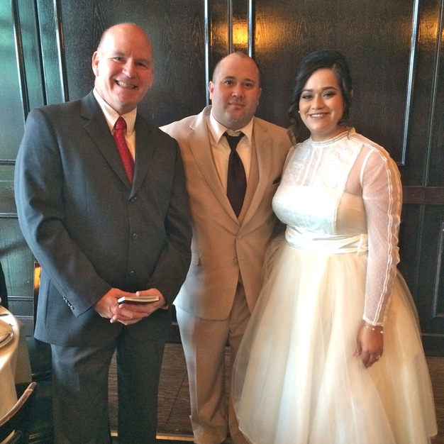 Officiants in Henderson - Johnn Jones Las Vegas Wedding Minister