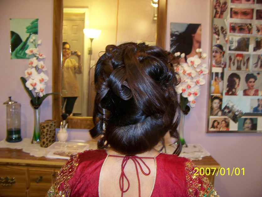 Make-up / Hair Stylists in Aldie - SHRUTI'S BRIDAL MAKE-UP ARTISTRY - HAIR UPDO'S , Henna Artist , - 703-542-7199 ( Va/Dc/Md)