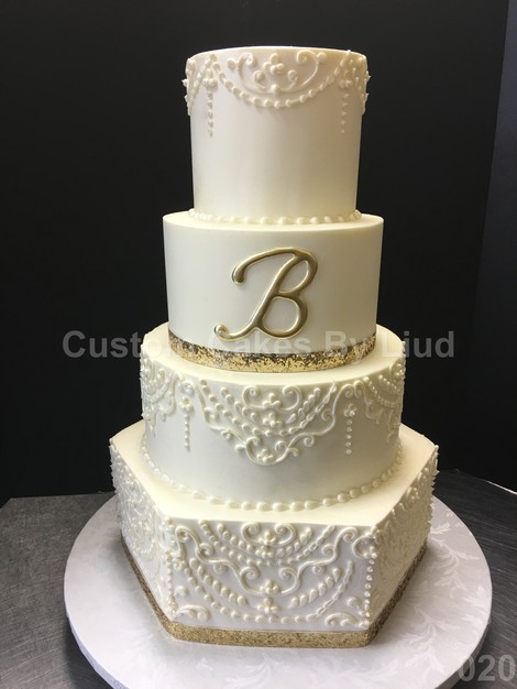 Cake in Roswell - Custom Cakes by Liud