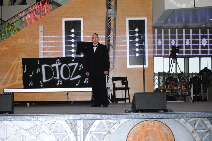 DJ in Lorain - DJ Oz Entertainment