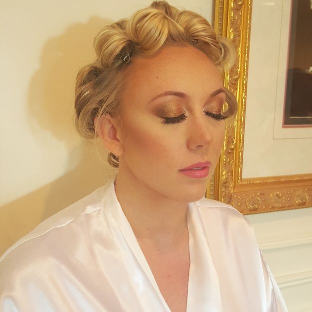 Make-up / Hair Stylists in Bethlehem - Vanesa Oliver Beauty