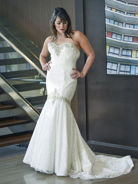 Dress & Apparel in Broadview Heights - Catan Fashions