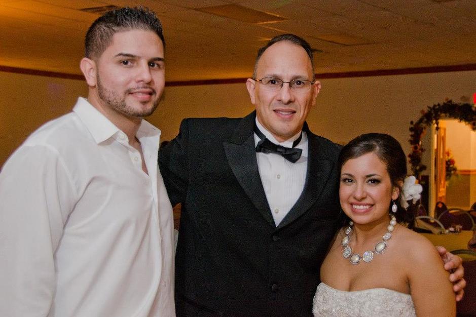 DJ in Lorain - DJ Oz Entertainment