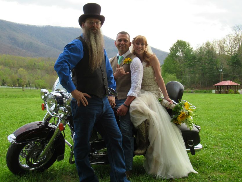 Officiants in Sevierville - The Groovy Wedding Company