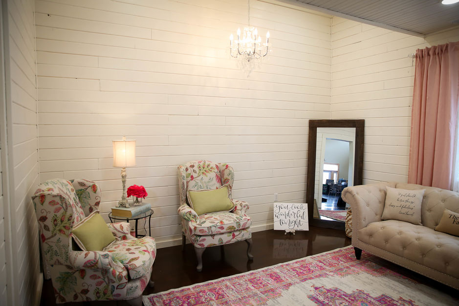 Reception Location in Alpine - The Farm at East Port Marina